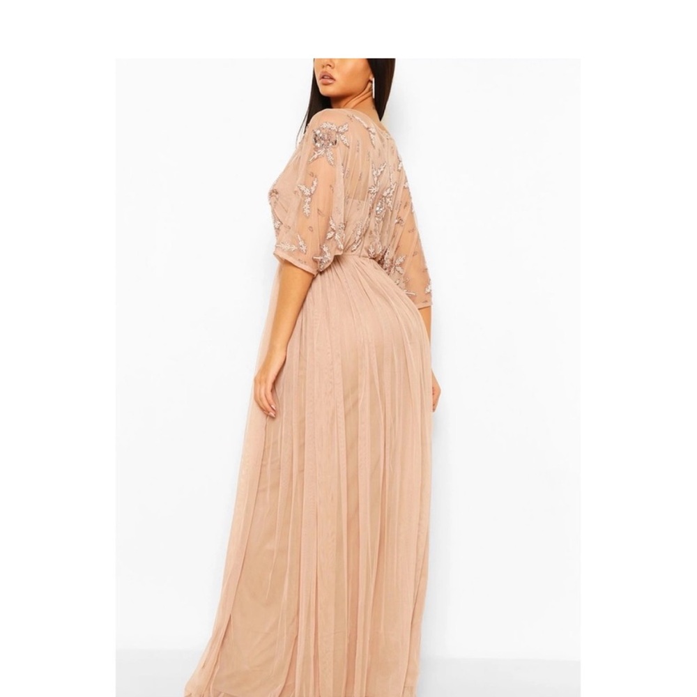 Beautiful and whimsical dress. Size 16. Perfect condition